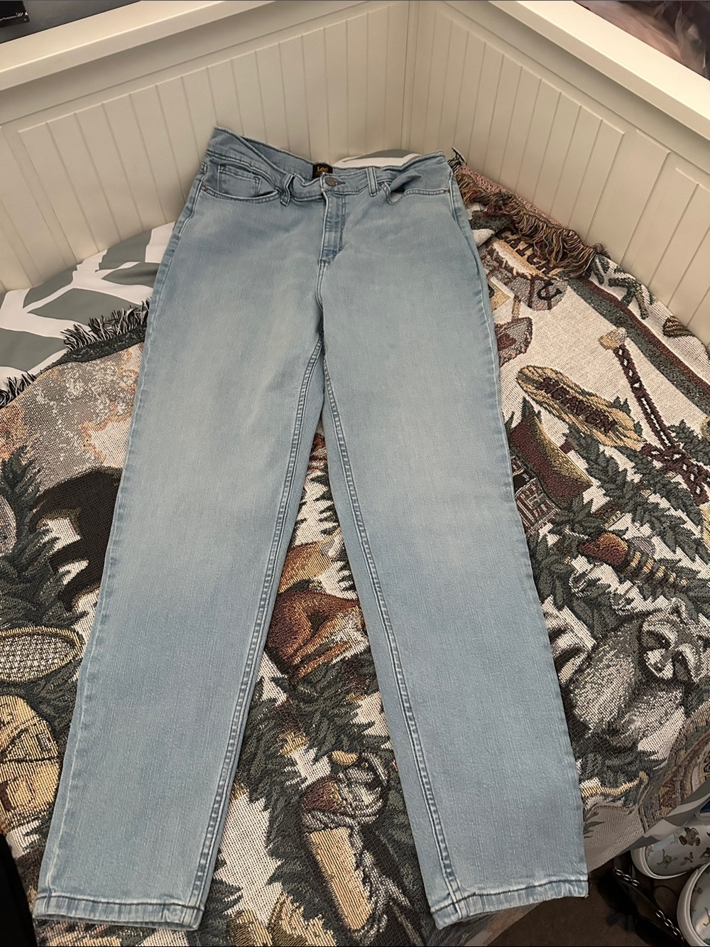 Lee Light Wash Women's Mom Leg Jeans
